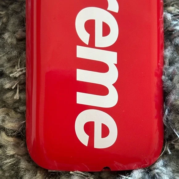 BLU Bold Like Us (SUPREME)Bold Red Phone